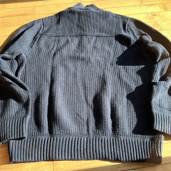Eddie Bauer Sweater - Picture 6 of 6